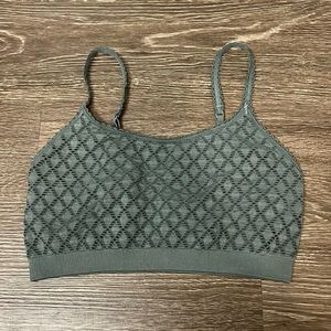 Aerie green chill play move textured longline bra, size M